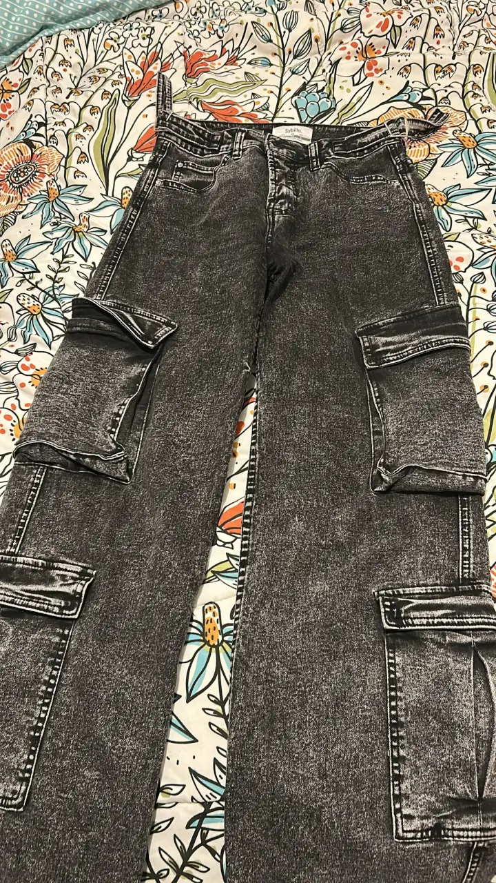 Pantalones cargo grises Sybilla