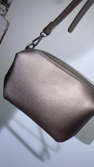 Cartera cruzada color bronce elegante - miniatura 2