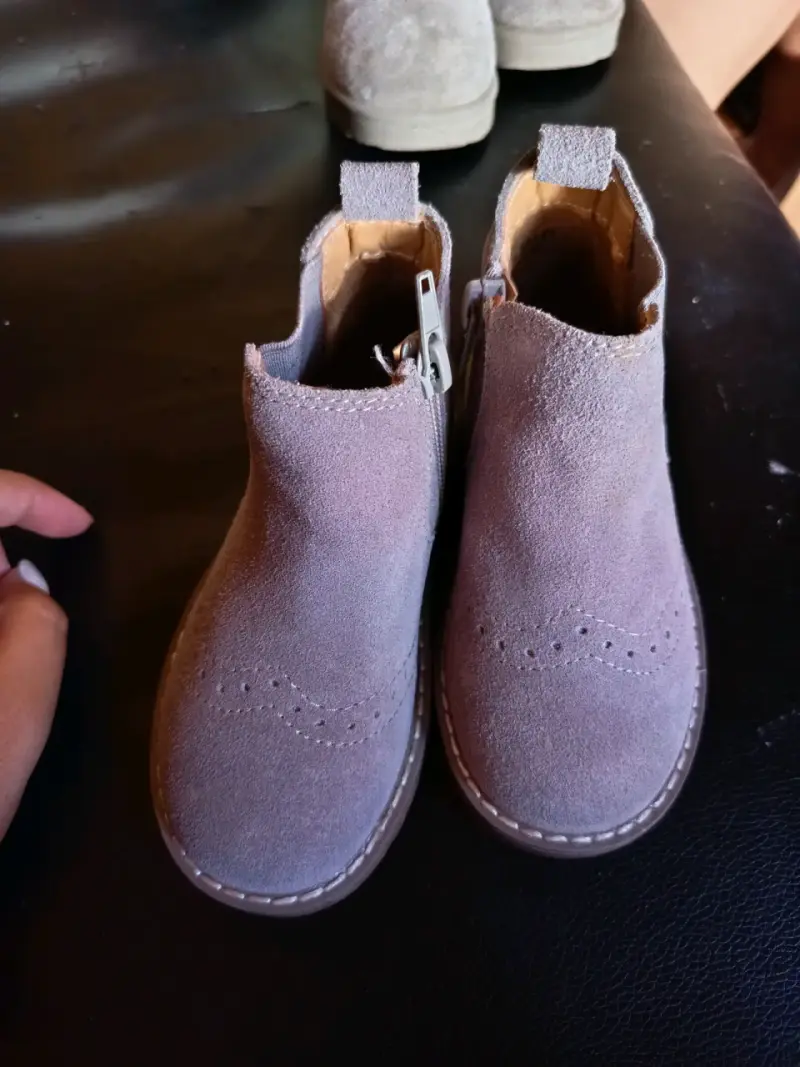 Botines de gamuza gris para niña N° 23 - 3