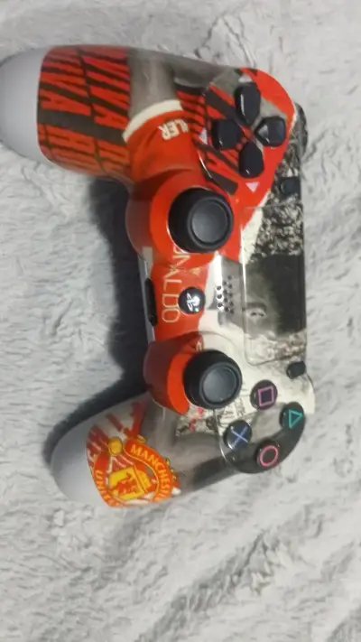 Control PS4 edición Manchester United - miniatura 2