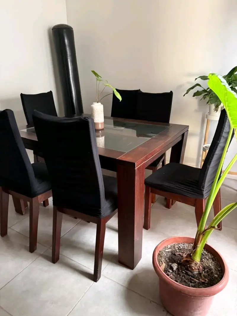 Juego de comedor de madera con vidrio - 2