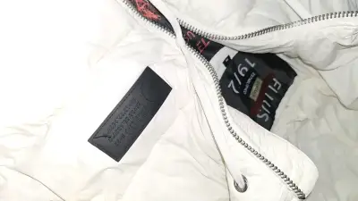 Chaqueta blanca con capucha Ellus - miniatura 3
