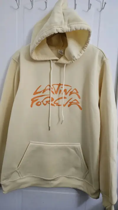 Polerón beige con capucha 'Latina Forever' - miniatura 1