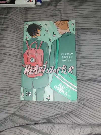 Heartstopper Tomo 1 de Alice Oseman - miniatura 1