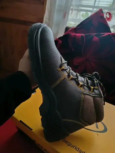 Botas de seguridad negras con refuerzo - miniatura 4