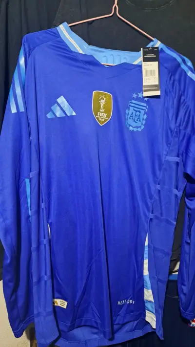 Camiseta Argentina, version jugador - miniatura 1
