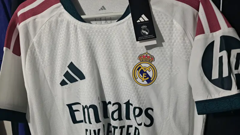 Camiseta Adidas Real Madrid 2026 nueva - 2