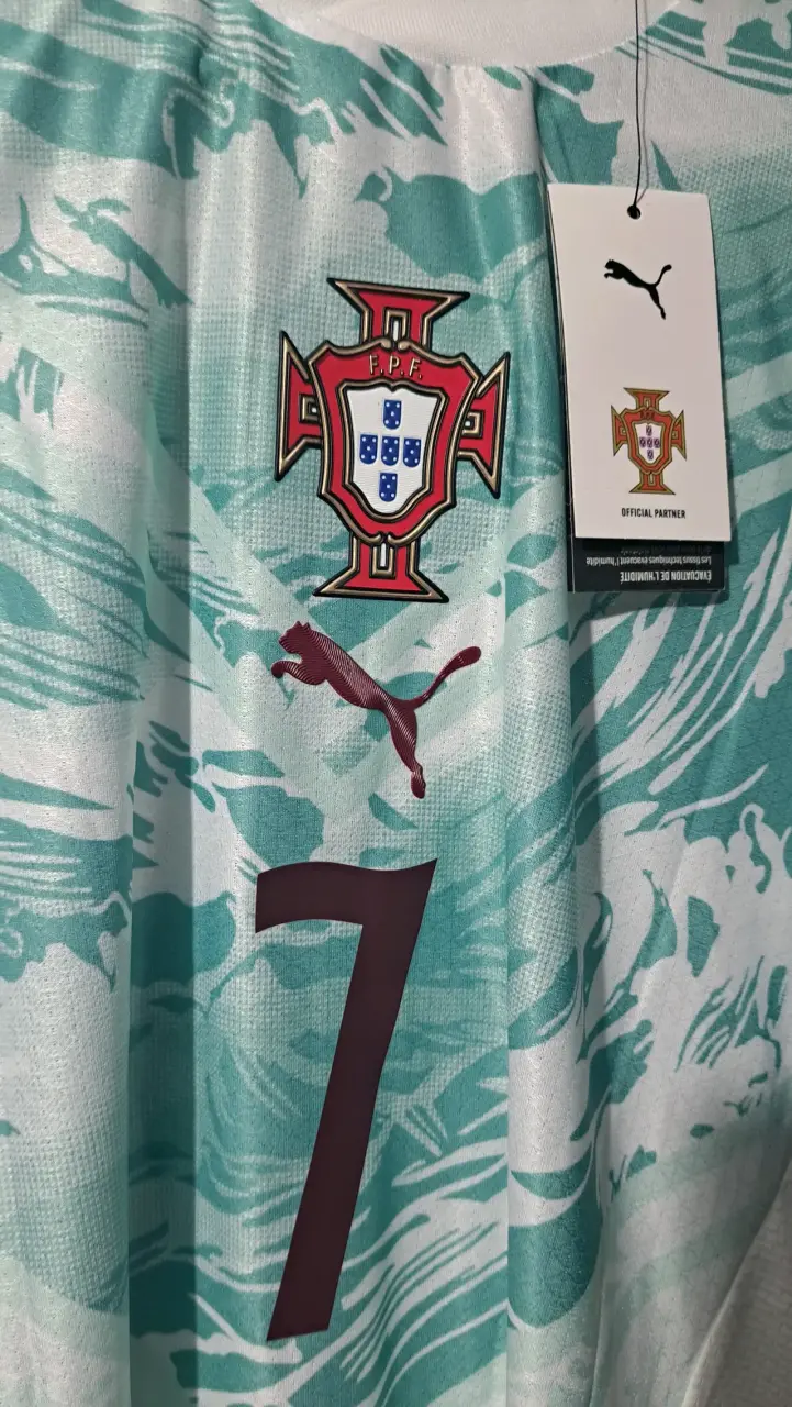 Camiseta Portugal Ctistiano Ronaldo - 1