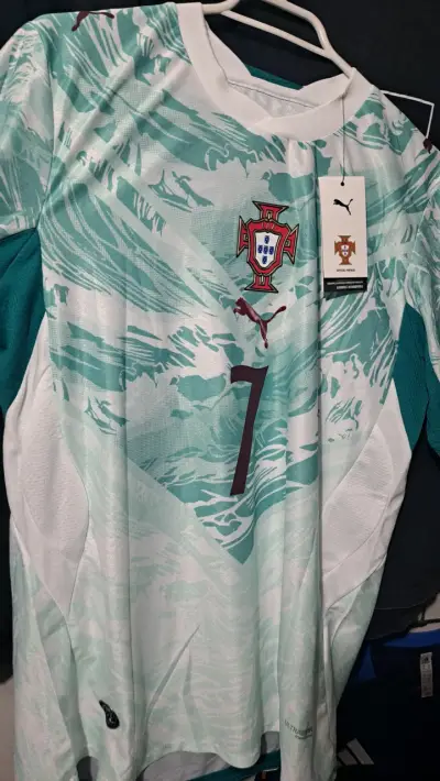 Camiseta Portugal Ctistiano Ronaldo - miniatura 3