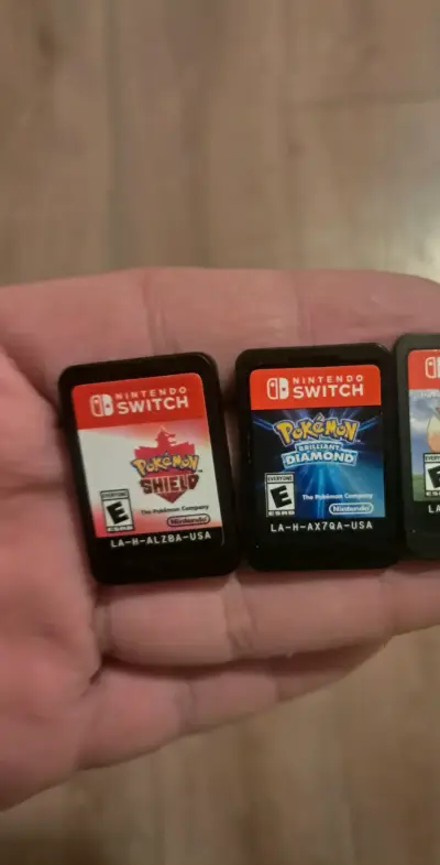 Cartuchos Nintendo Switch Pokémon Shield y Diamond - miniatura 1