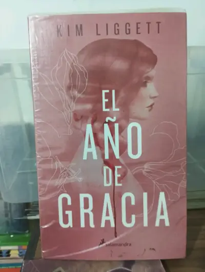 Libro 'Los Soles de Santiago' de Viviana Rivero - miniatura 3