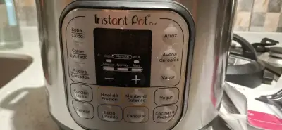 Olla a presión eléctrica Instant Pot Duo - miniatura 1