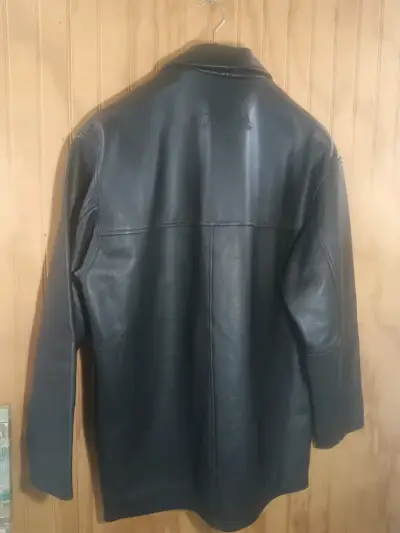 Abrigo de cuero negro para hombre - miniatura 5