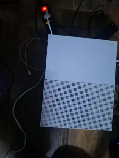 xbox one S - miniatura 1