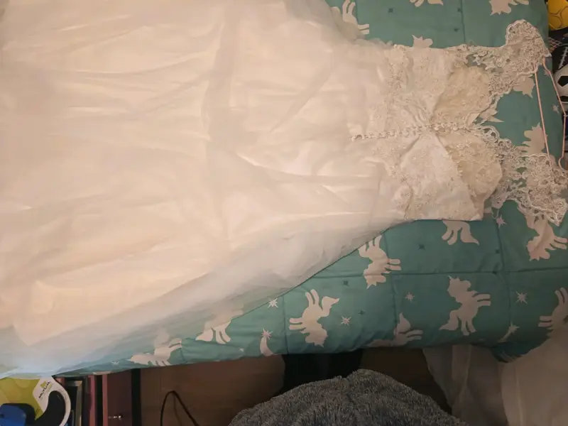 Vestido de novia Celeste Ruiz elegante - 4