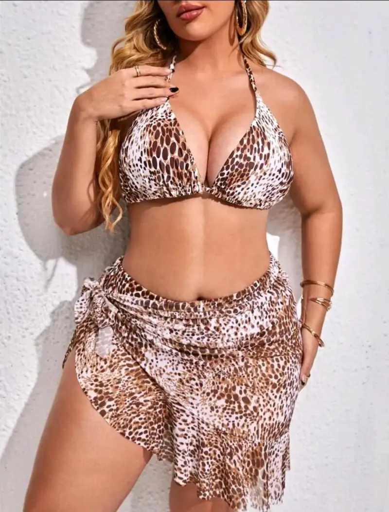 Bikini estampado animal print con pareo - 1