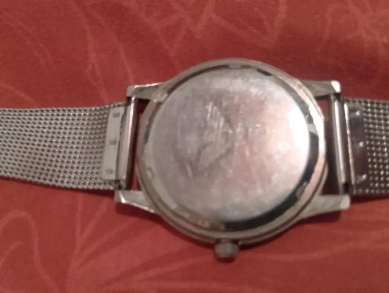 Reloj análogo de pulsera plateado - 3