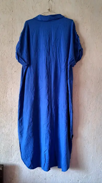 Vestido camisero azul de lino - miniatura 3
