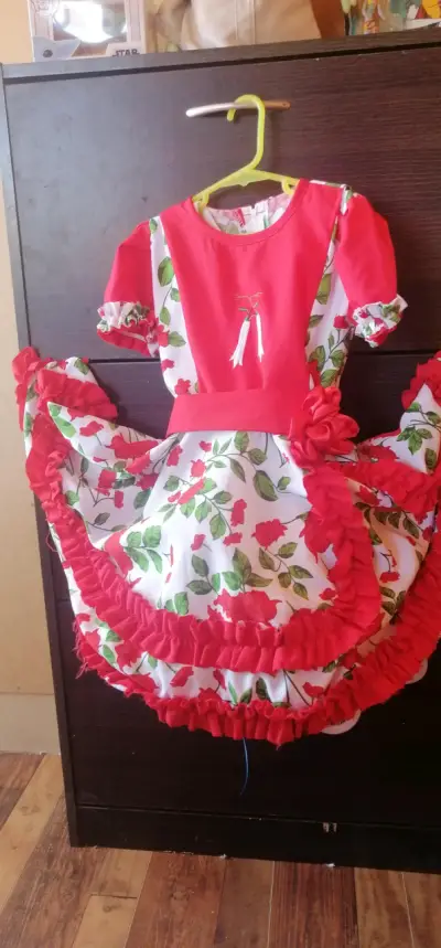 Traje de Cueca  China infantil rojo y blanco - miniatura 1