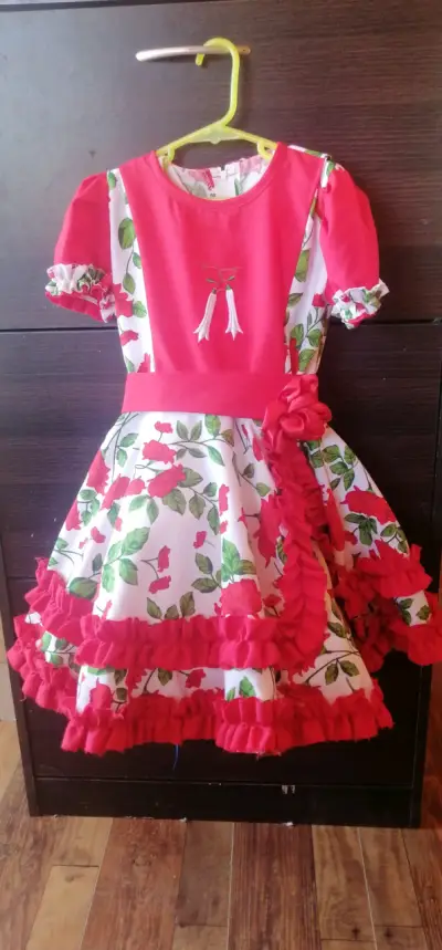 Traje de Cueca  China infantil rojo y blanco - miniatura 2