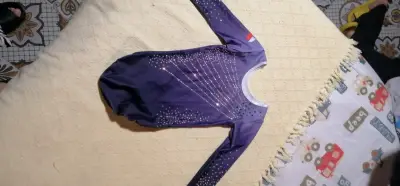 Malla de gimnasia púrpura con brillantes - miniatura 1