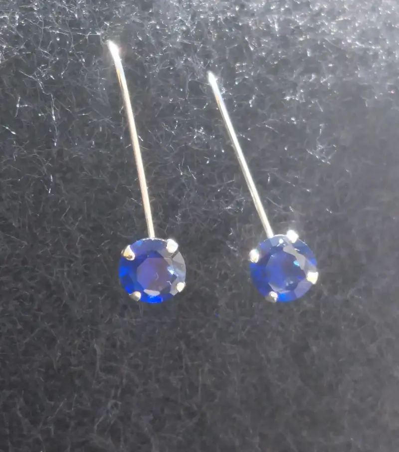 Pendientes de plata con zafiros azules - 1
