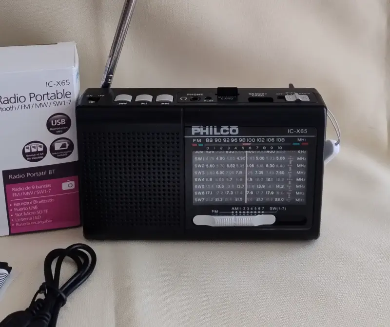 Radio Am/fm Philco Ic-x65 Bluetooth Linterna Negro - 1