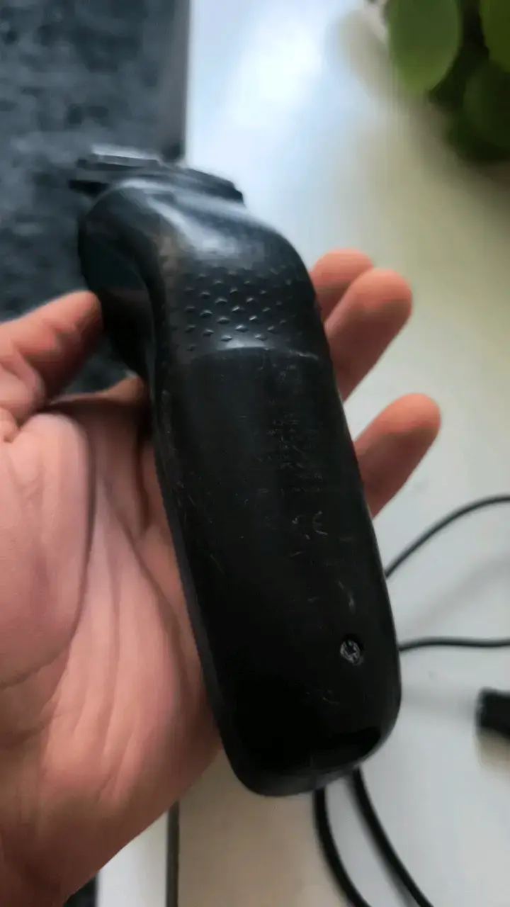 Afeitadora Philips AquaTouch Wet & Dry - 4