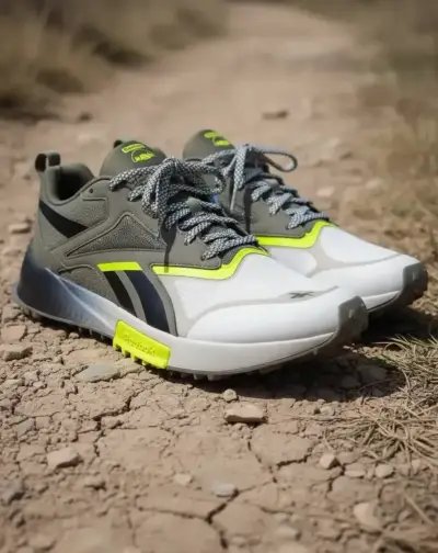 Zapatillas deportivas Reebok blancas y grises - miniatura 1