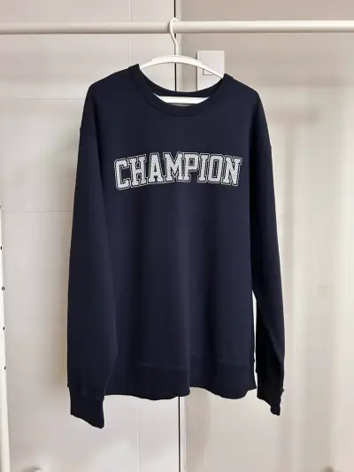 Polerón Champion azul marino unisex - miniatura 2