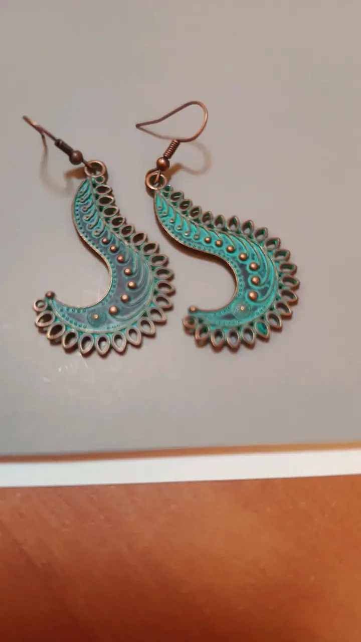 Set de aros bohemios en tonos turquesa y dorado - 2