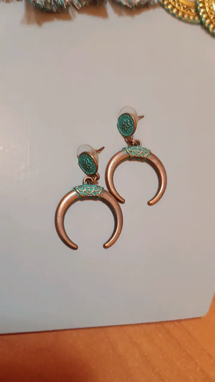 Set de aros bohemios en tonos turquesa y dorado - 3