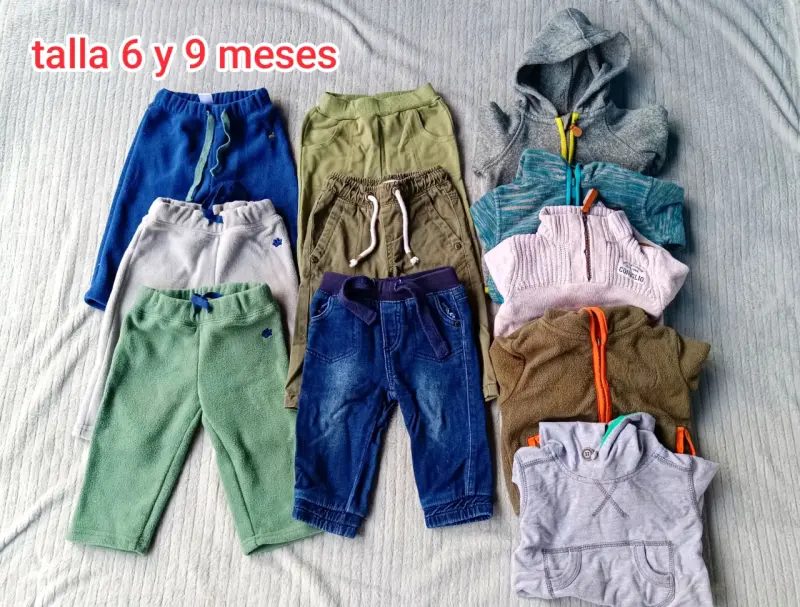 Lote de ropa para bebé talla 6 y 9 meses