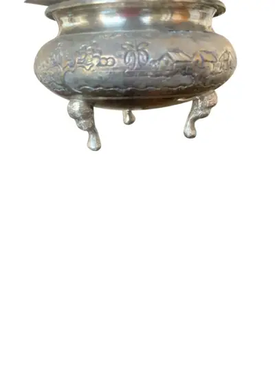 Cenicero vintage de metal con grabados desmontable - miniatura 4