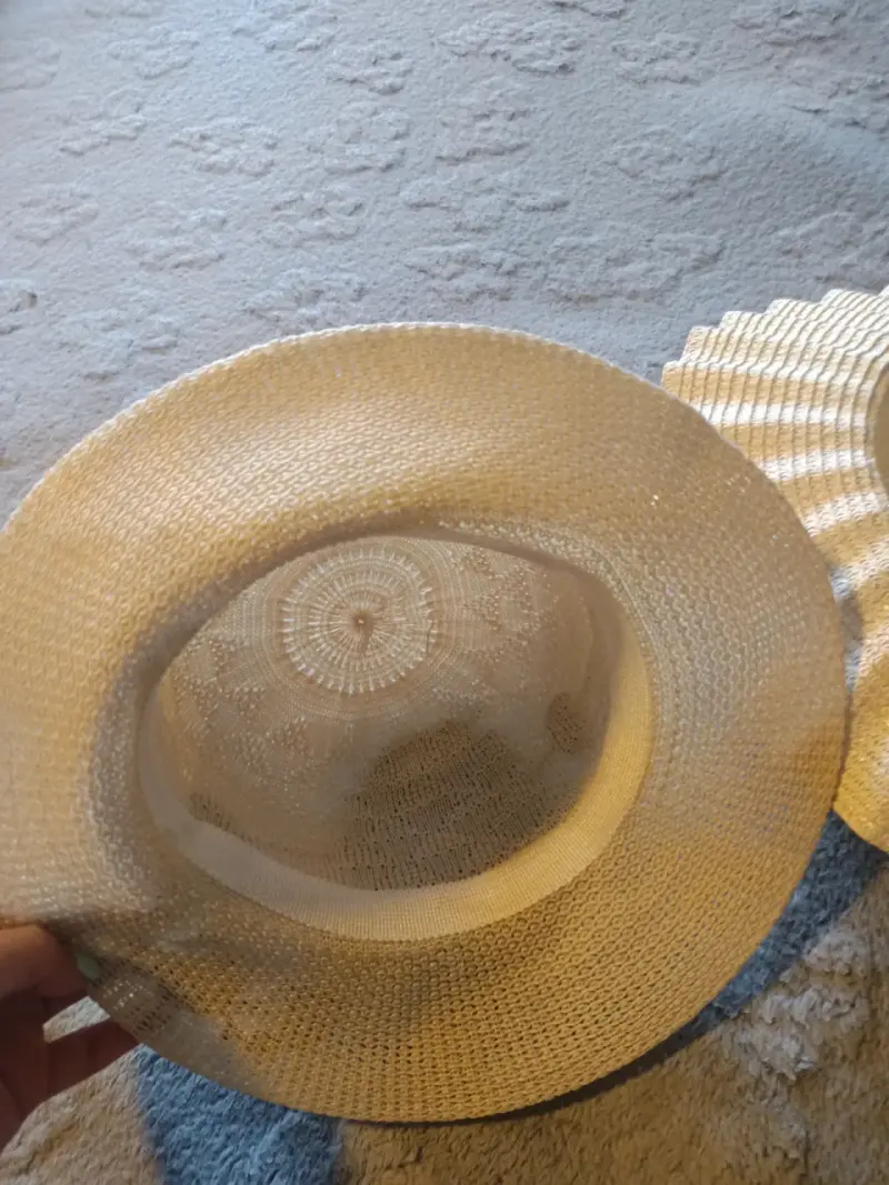 Sombrero de paja con diseño floral y botones - 3
