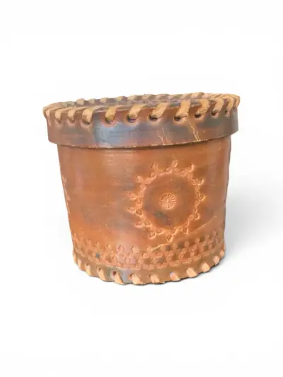 Caja decorativa de cuero artesanal - miniatura 1