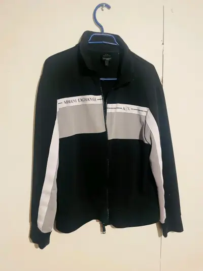 Chaqueta deportiva Armani Exchange negra y gris - miniatura 3
