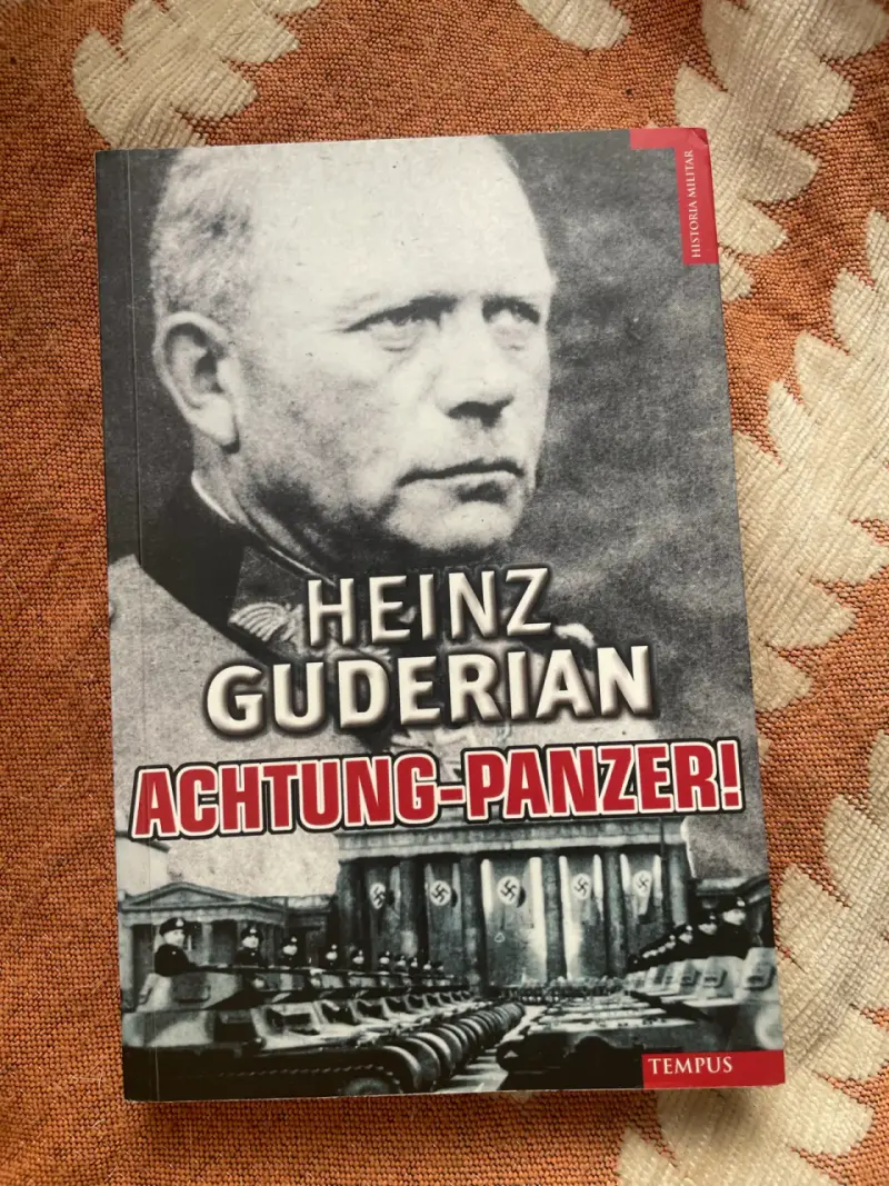 Libro 'Achtung-Panzer!' de Heinz Guderian