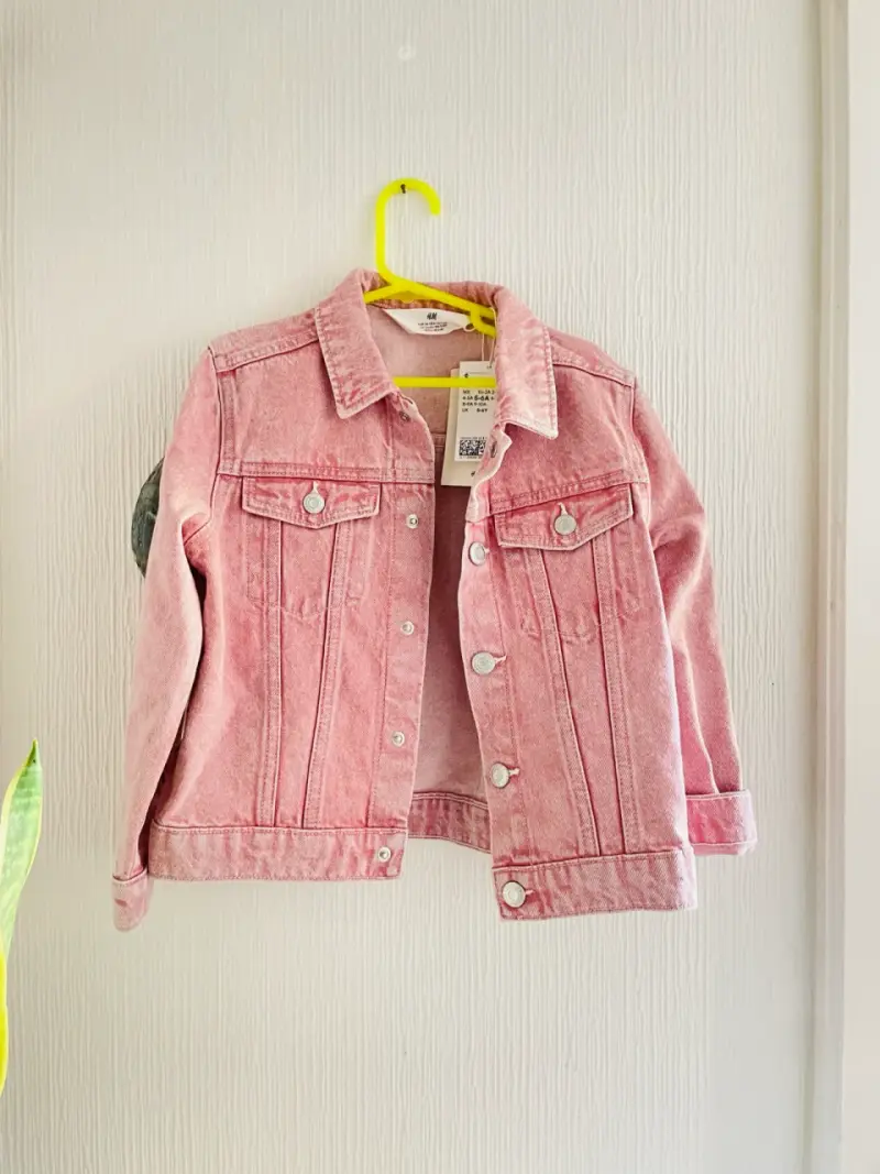 Chaqueta de mezclilla rosa H&M para niña - 1