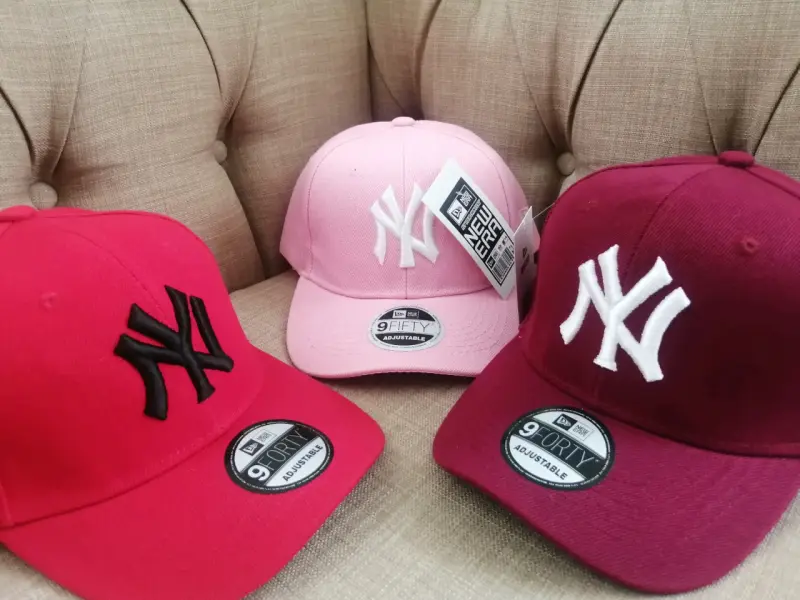 Gorras New Era NY ajustables en varios colores - 5