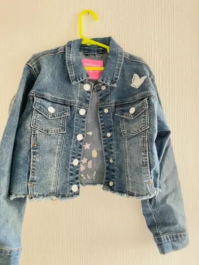Chaqueta de mezclilla para niña con bordado - miniatura 1
