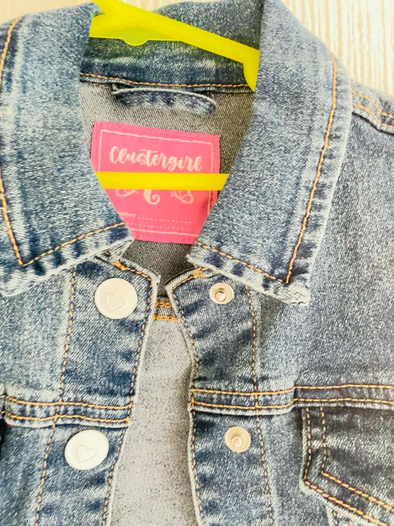 Chaqueta de mezclilla para niña con bordado - 2