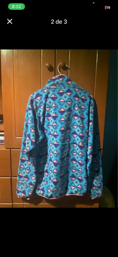 Polar Columbia azul con diseño geométrico - miniatura 2