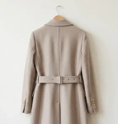 Abrigo beige Liola con botones dorados + Vestido - miniatura 2