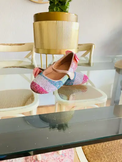 Zapatos de niña brillantes multicolor - miniatura 1