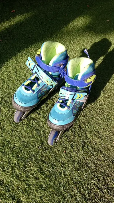 Patines en línea ajustables para niños - miniatura 2