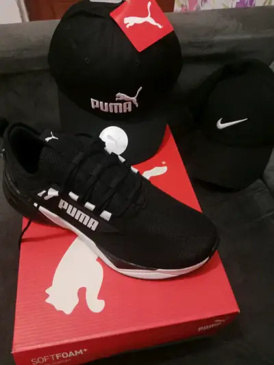 Zapatillas Puma negras con gorra a juego - miniatura 1