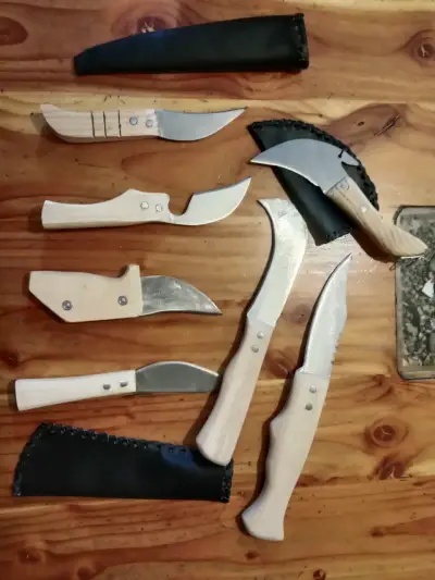Set de cuchillos artesanales de madera y acero - miniatura 2