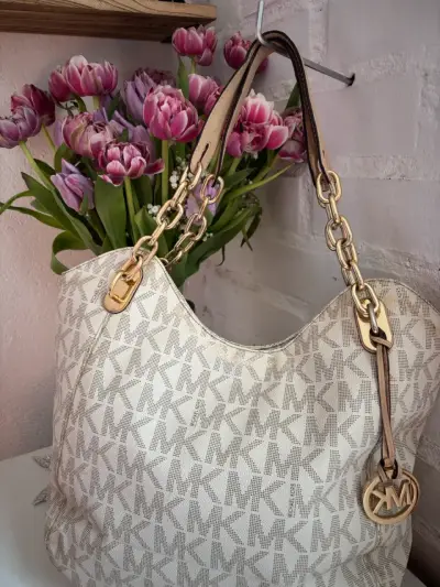 Bolso Michael Kors beige con logo - miniatura 2