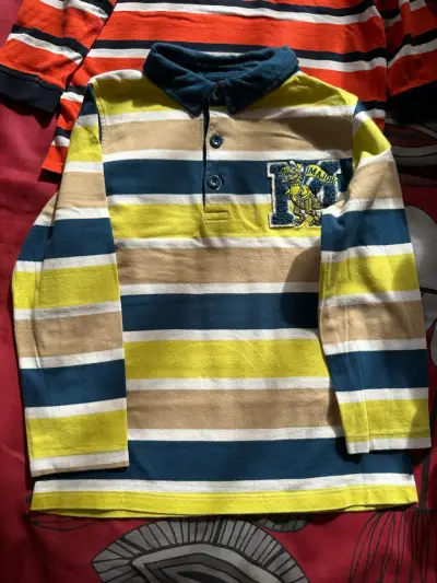 Polera de rayas para niño - miniatura 2